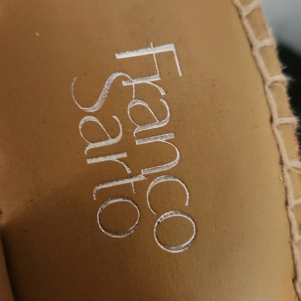 PRACTICALLY NEW FRANCO SARTO PINK LEATHER WEDGE ESPIDRILLE SANDALS SIZE 8.5